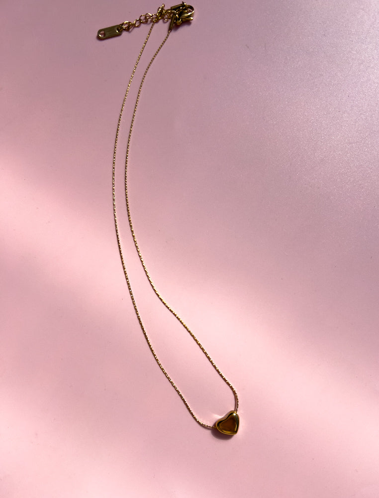 Heart necklace gold