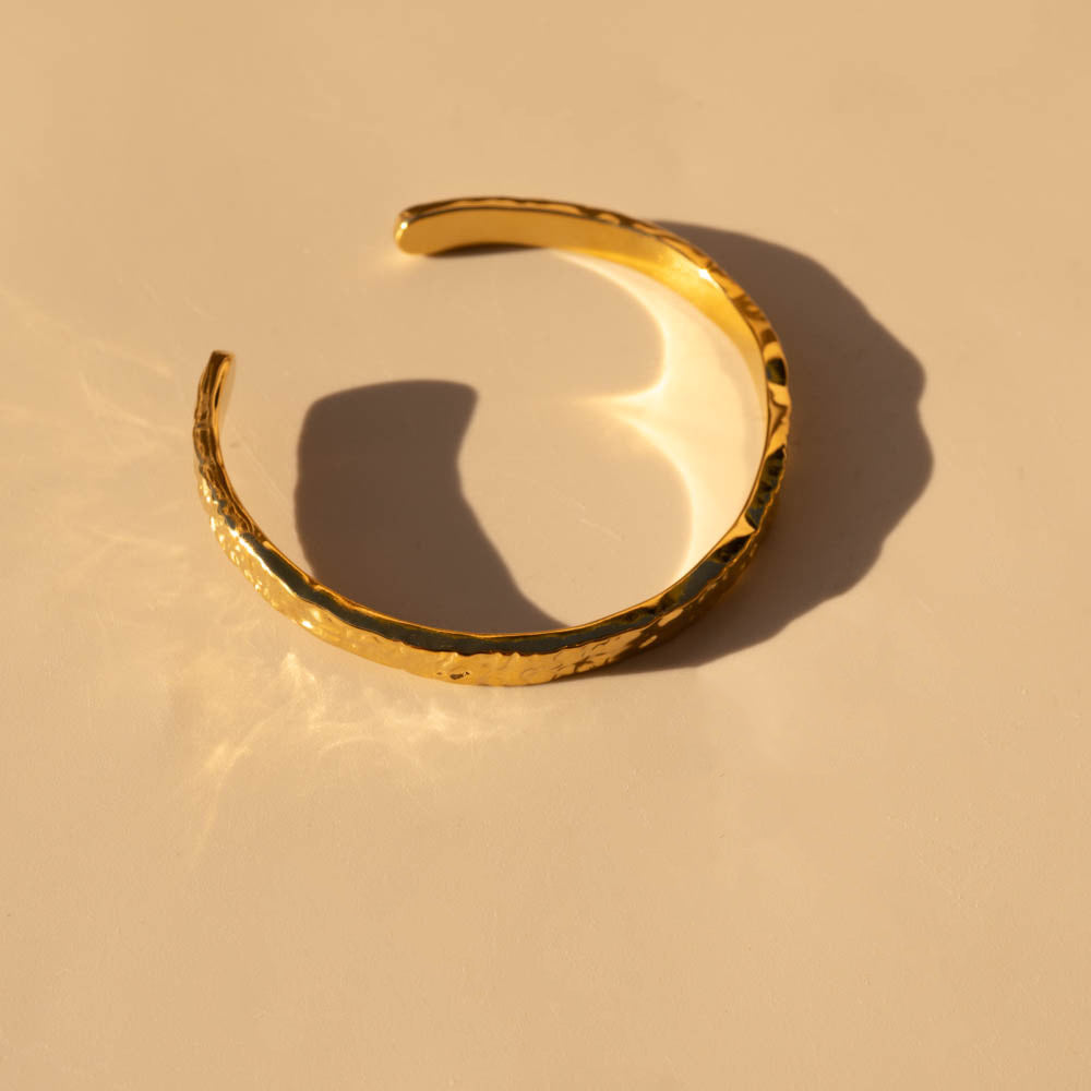 hammered bangle