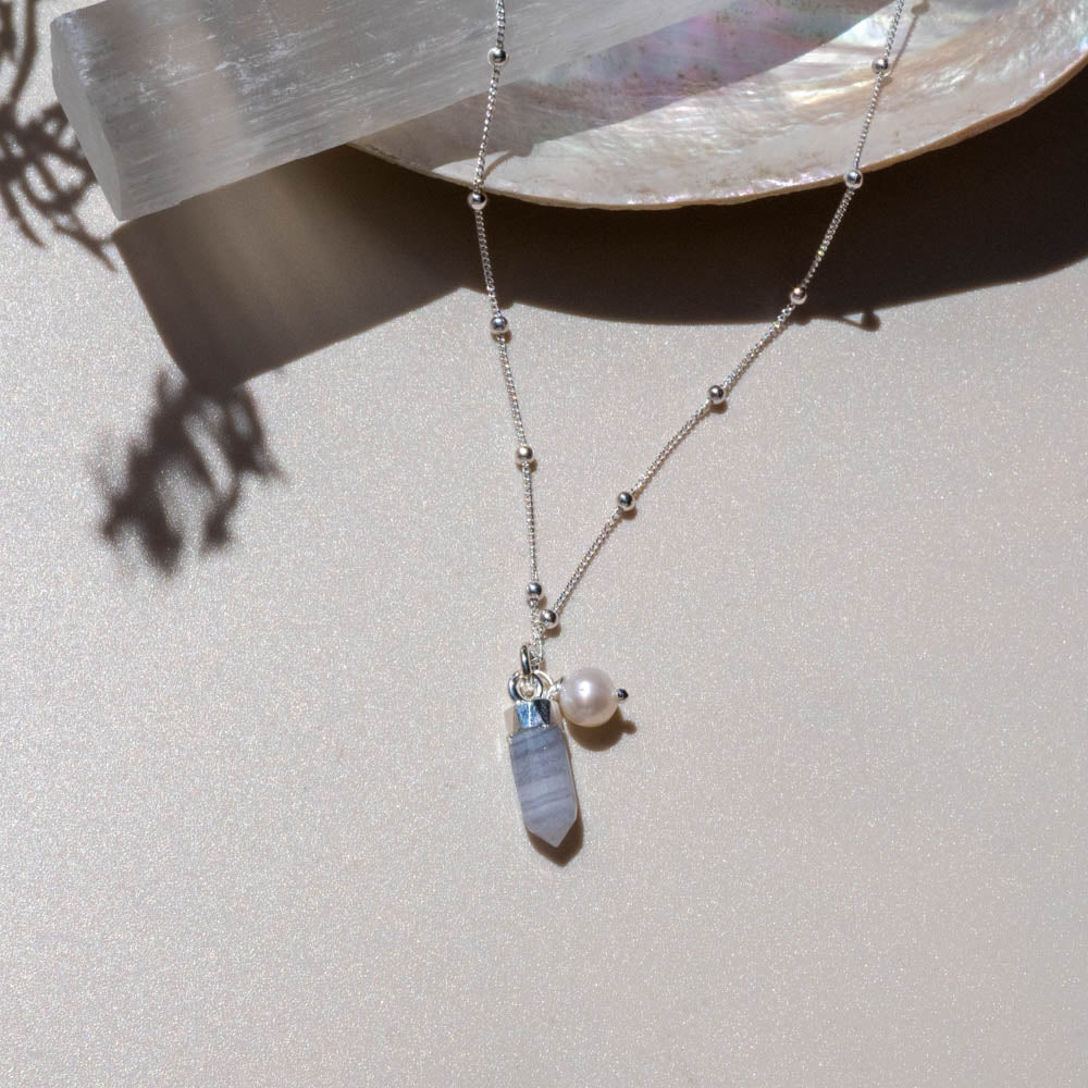 blue lace necklace with pearl