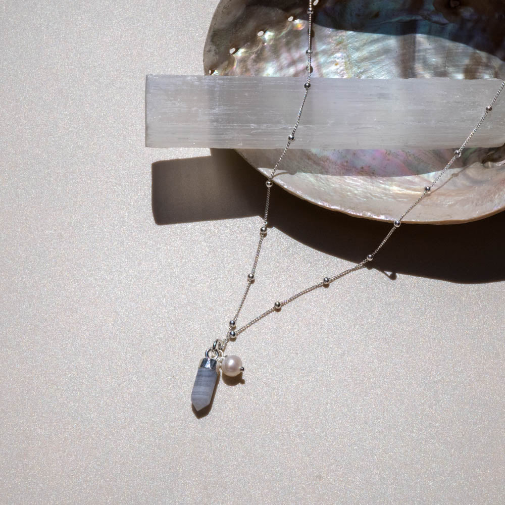 blue lace with pearl