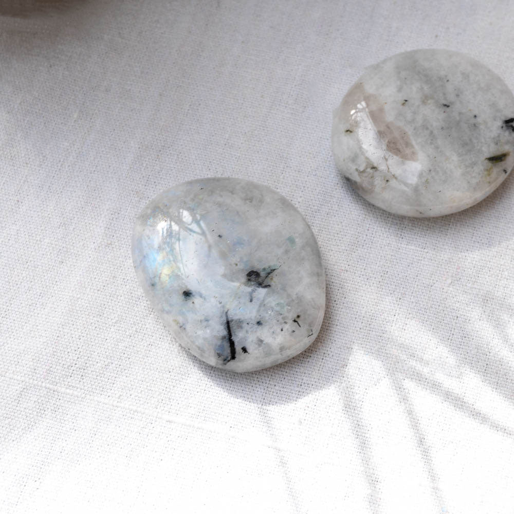 Moonstone Palm stone