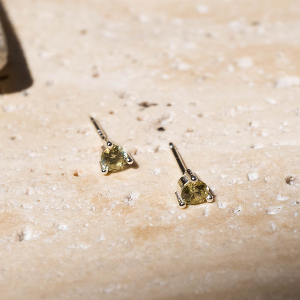 Peridot studs