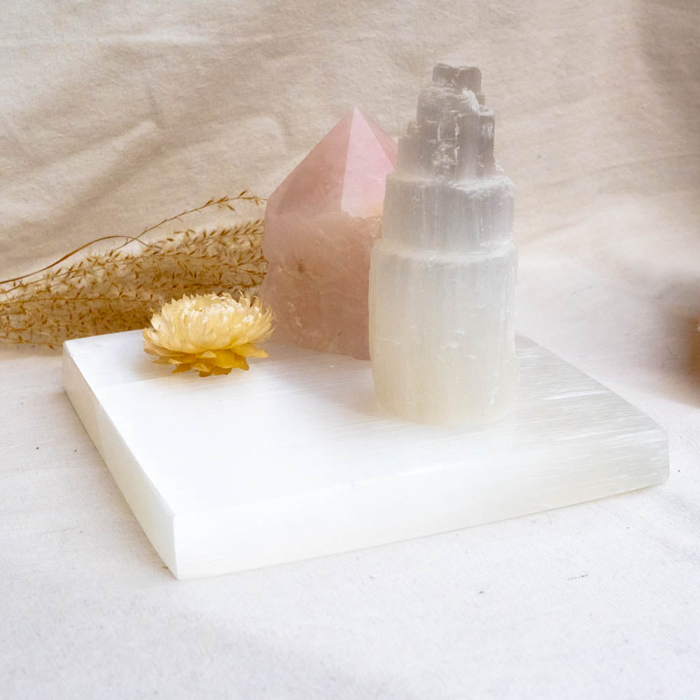 Selenite charging plate