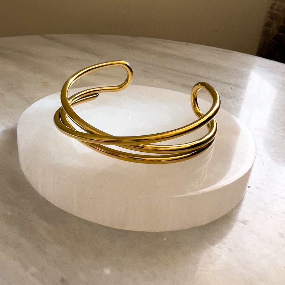 Gold layers bangle