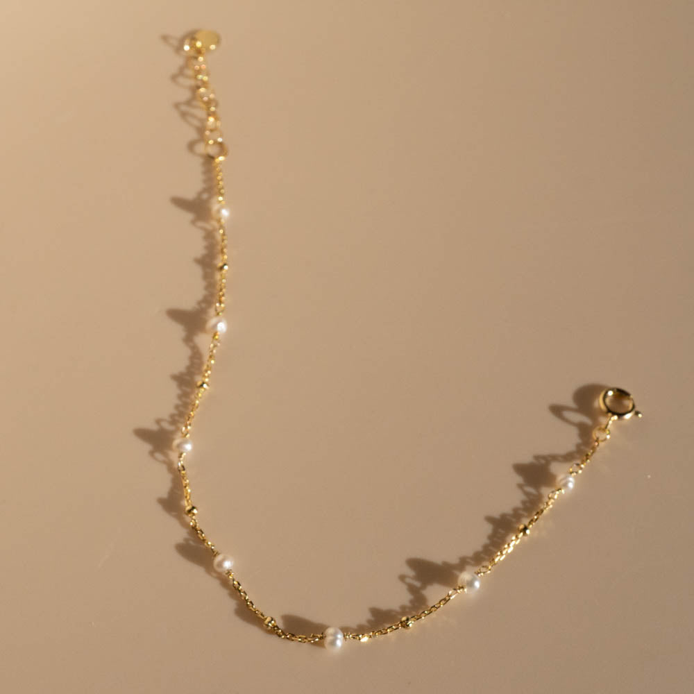 pearl satellite bracelet