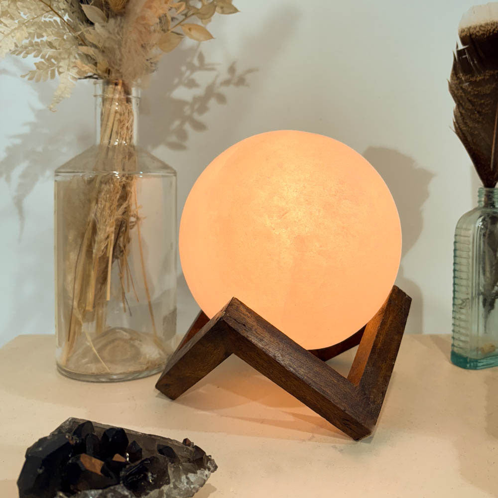 Sphere White Salt Lamp