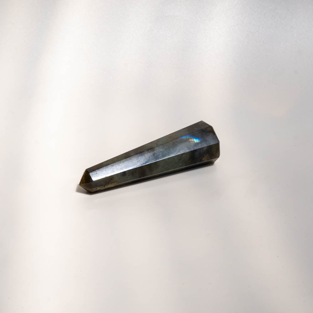 labradorite point