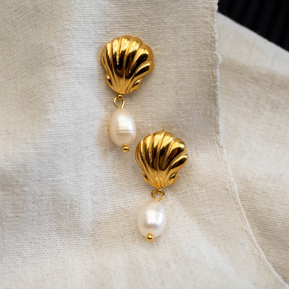 shell pearl stud earrings