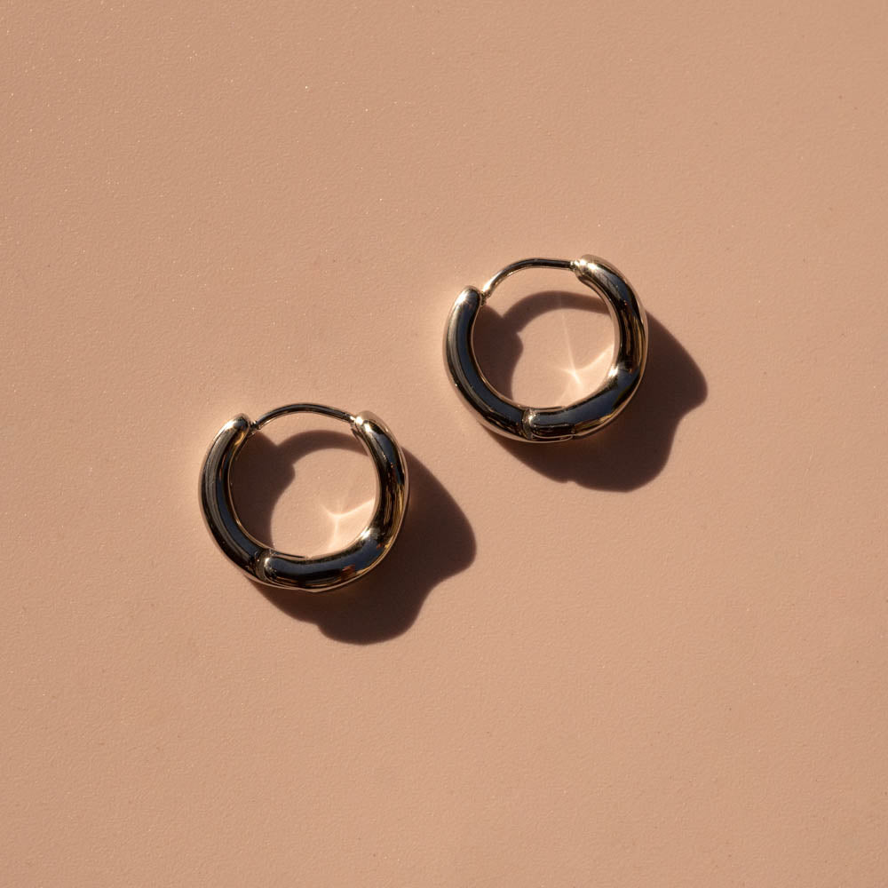 silver wavery hoops