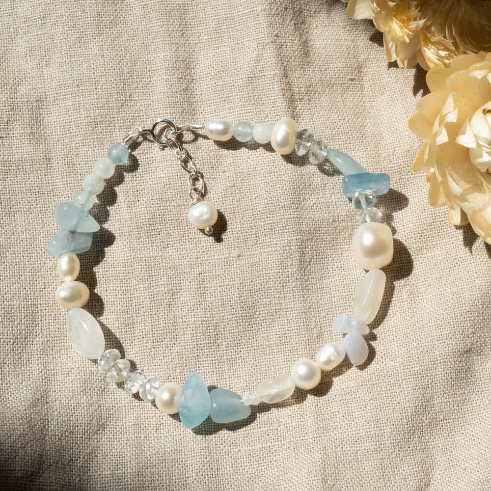 'Seabird' Aquamarine + Moonstone Beaded Bracelet