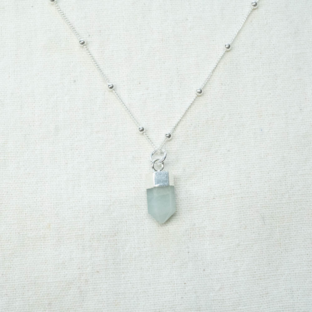 aquamarine point necklace