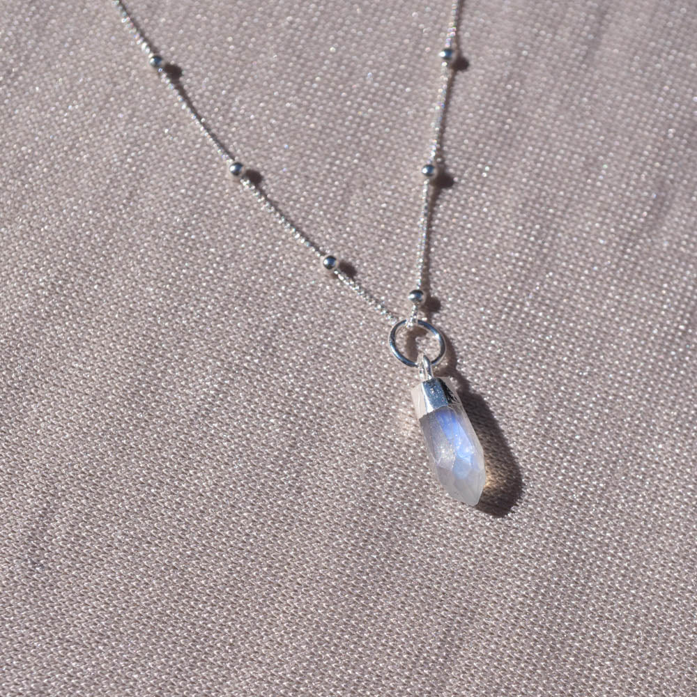 Elegant Rainbow Moonstone Silver 925 Necklace